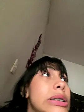 xoxo milk online show from November 14, 7:28 pm