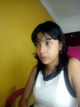 xoxo milk online show from October 24, 8:08 pm