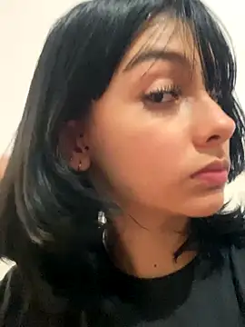 xoxo milk online show from November 23, 7:24 pm