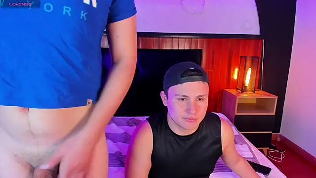 Boy2Boy Aheat online show from September 26, 8:49 pm