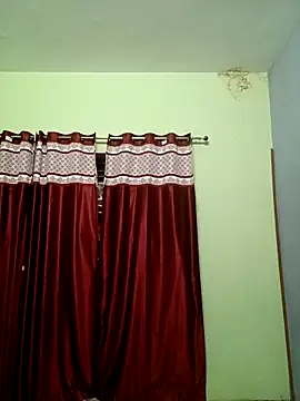 School medam online show from October 18, 11:40 pm