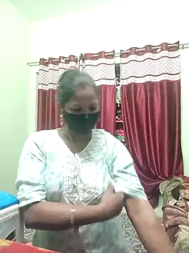 School medam online show from November 28, 12:11 am