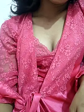 anayahotty online show from October 6, 6:08 pm