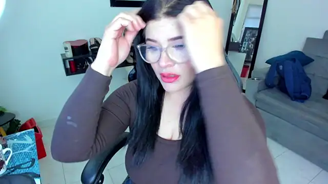 Snapshot of Miel_82 chatting on October 15, 11:07 am Miel 82 online show from October 15, 11:07 am
