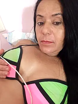 lucineia7 online show from April 7, 5:31 am