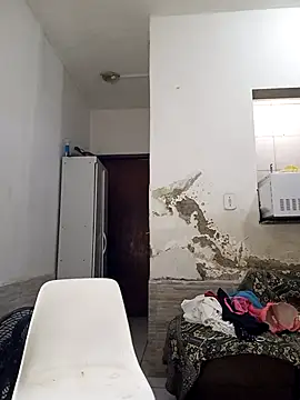 lucineia7 online show from December 4, 11:59 pm