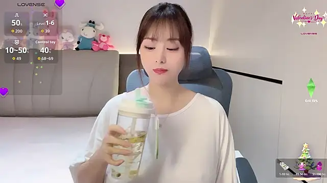 Snapshot of Koo-liy chatting on December 3, 9:31 am Koo-liy online show from December 3, 9:31 am