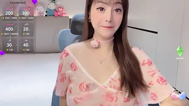 Snapshot of Koo-liy chatting on November 28, 6:35 am Koo-liy online show from November 28, 6:35 am