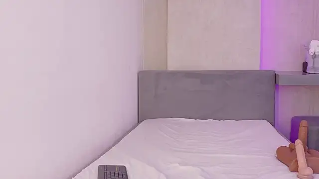 miia blaze online show from February 7, 12:02 pm