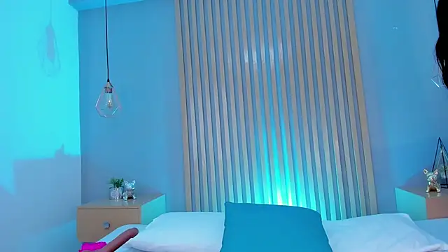 miia blaze online show from March 25, 1:32 pm