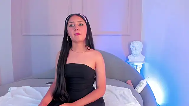 miia blaze online show from October 28, 6:18 pm