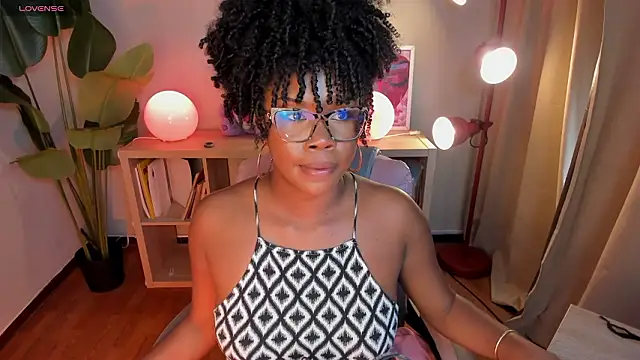 kehlannis  online show from March 20, 8:10 pm