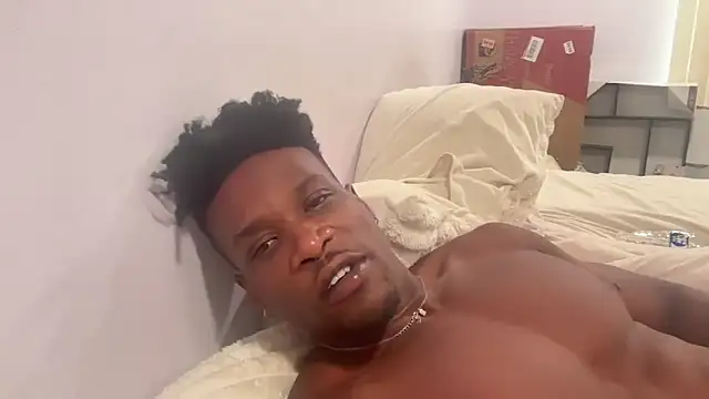 MrDaddyBlackNi9e online show from November 5, 9:18 pm