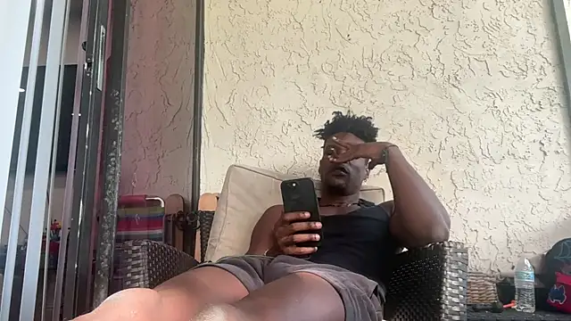 Snapshot of MrDaddyBlackNi9e chatting on October 2, 8:12 pm MrDaddyBlackNi9e online show from October 2, 8:12 pm