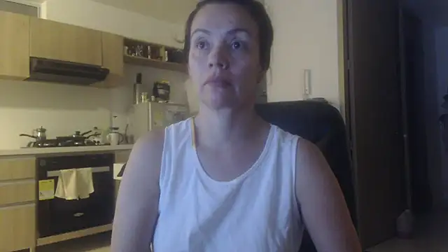 LovePaula online show from May 25, 12:21 am