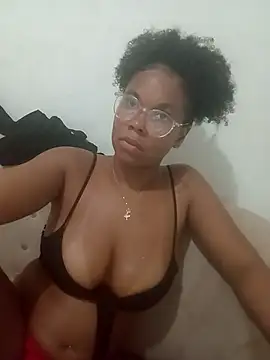 PrettahSantos online show from December 4, 6:51 pm