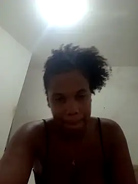 Snapshot of PrettahSantos chatting on December 16, 7:18 pm PrettahSantos online show from December 16, 7:18 pm