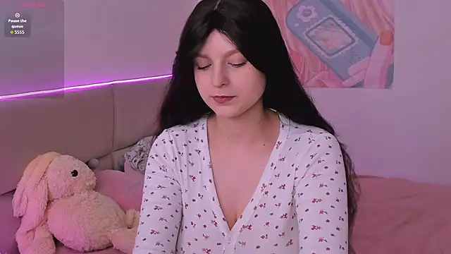 AishaAysitt online show from November 10, 9:25 am