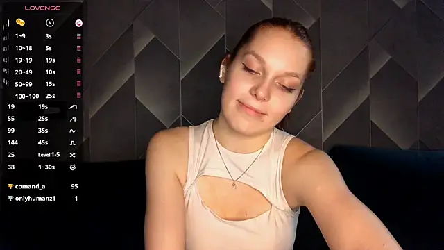 FoxLina online show from October 24, 8:30 pm