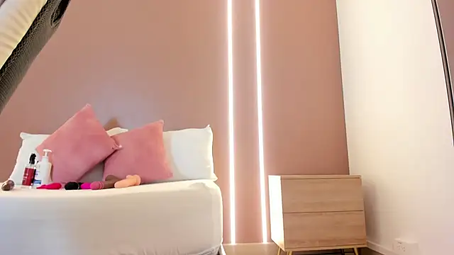 zoee zi online show from February 26, 6:52 pm