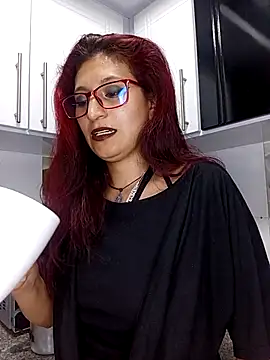 VictoriaSpenser online show from December 3, 1:10 pm