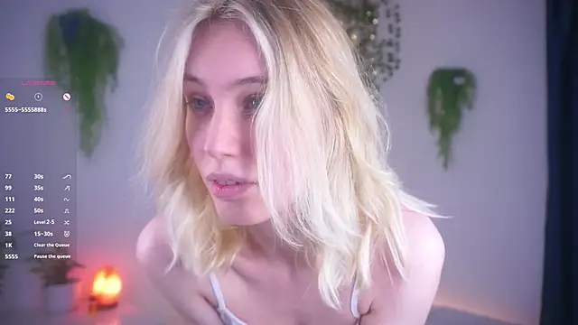 HoneyRay online show from October 28, 8:02 am