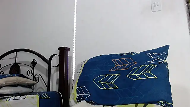 LATINO27CM online show from November 18, 1:10 am