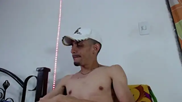 LATINO27CM online show from November 5, 4:32 pm