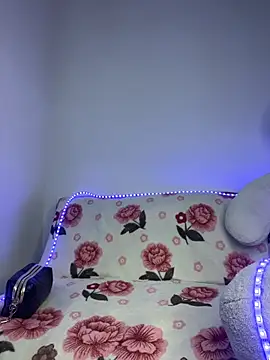 Snapshot of Linda_rouse chatting on November 16, 8:02 pm Linda rouse online show from November 16, 8:02 pm