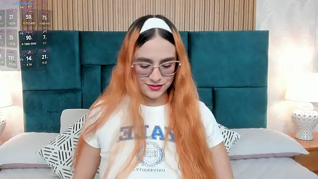 Amber kiss  online show from October 13, 6:42 pm
