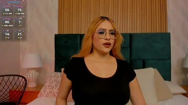 Amber kiss  online show from March 23, 6:41 pm