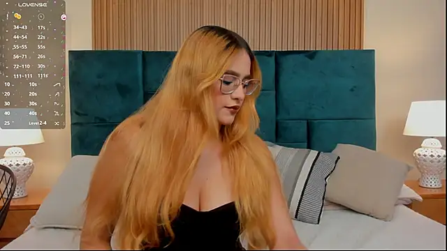 Amber kiss  online show from May 20, 7:11 pm
