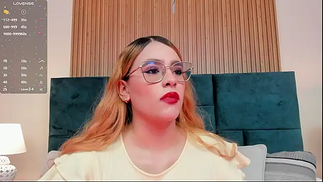 Amber kiss  online show from May 18, 6:56 pm