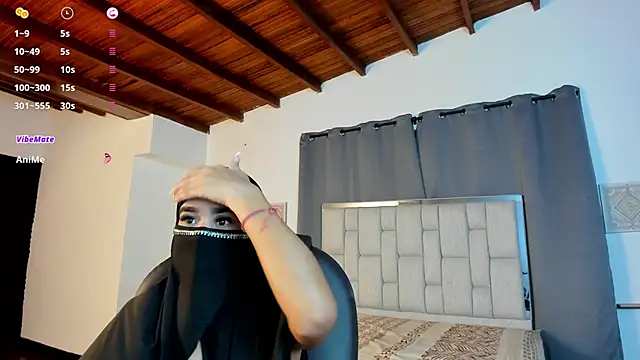 kalila latif online show from November 10, 3:11 am