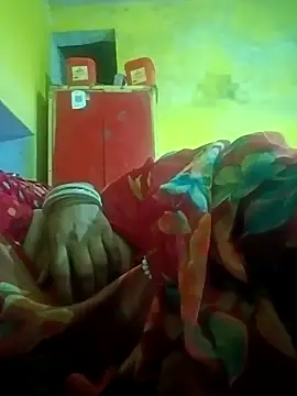 Snapshot of barsha27a chatting on October 3, 11:56 am barsha27a online show from October 3, 11:56 am