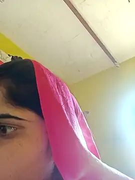 Snapshot of barsha27a chatting on September 21, 3:33 am barsha27a online show from September 21, 3:33 am