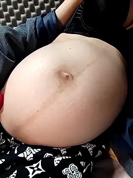 Pipi23  online show from December 4, 2:38 pm