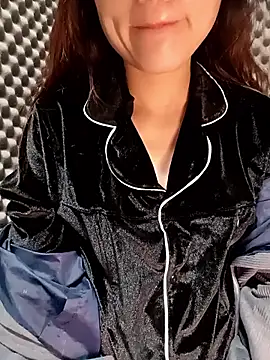 Pipi23  online show from November 29, 3:23 pm