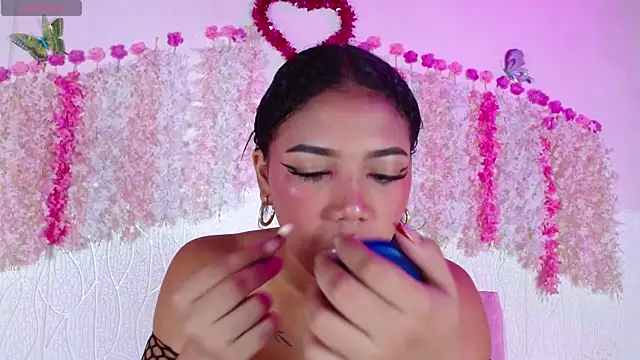 Bianca Ethan online show from May 7, 3:04 pm
