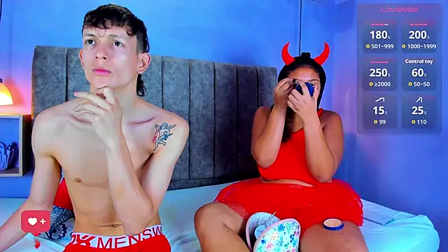 Snapshot of Bianca_Ethan chatting on October 5, 11:56 am Bianca Ethan online show from October 5, 11:56 am