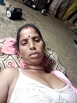 Snapshot of Kirti_k chatting on October 4, 7:37 pm Kirti k online show from October 4, 7:37 pm
