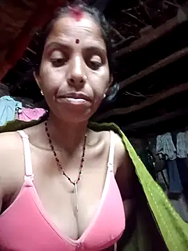 Snapshot of Kirti_k chatting on October 7, 6:42 pm Kirti k online show from October 7, 6:42 pm