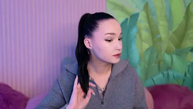 Amanda Choi online show from October 11, 5:30 am