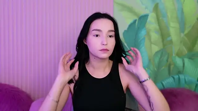 Amanda Choi online show from October 10, 5:19 am