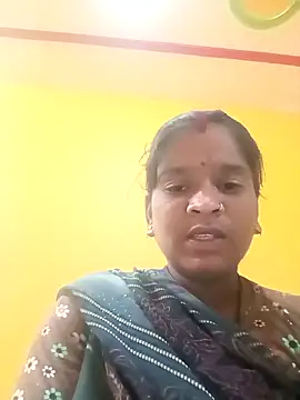 Snapshot of Cuty_prathna chatting on October 5, 10:06 am Cuty prathna online show from October 5, 10:06 am