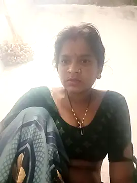 Snapshot of Cuty_prathna chatting on September 22, 12:05 am Cuty prathna online show from September 22, 12:05 am
