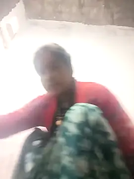 Snapshot of Cuty_prathna chatting on November 23, 11:59 pm Cuty prathna online show from November 23, 11:59 pm