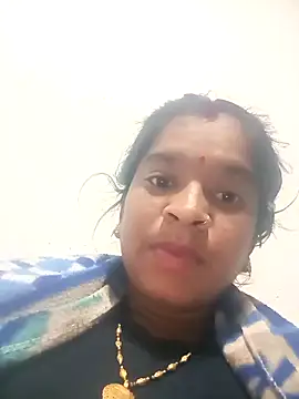 Snapshot of Cuty_prathna chatting on November 17, 11:53 pm Cuty prathna online show from November 17, 11:53 pm