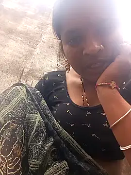 Snapshot of Cuty_prathna chatting on October 1, 3:55 am Cuty prathna online show from October 1, 3:55 am