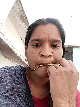 Snapshot of Cuty_prathna chatting on December 3, 4:57 am Cuty prathna online show from December 3, 4:57 am